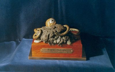 gemeiner Quatropus (Bronze mit eingelegtem Glasauge, h ca.12 cm, 1994 - 98)